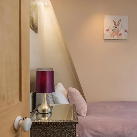 Prázdninový dům Willow Tree - Dog Friendly, Spacious & Central *